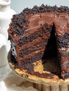 Choc Cake Recipe, Dutch Chocolate Cake, Dark Chocolate Buttercream, Dark Chocolate Cake Recipes, Dark Chocolate Desserts, Choc Cake, Dark Chocolate Cake, Cake Chocolat, Baking Cocoa