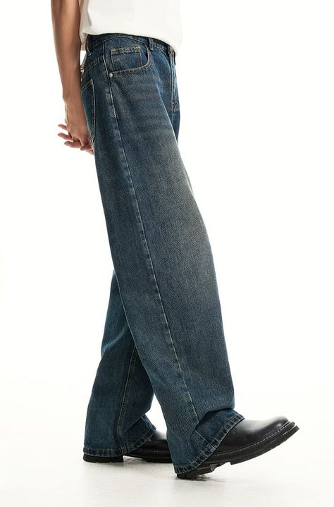 Faded Jeans Outfit Men, Wide Jeans Men, Vintage Fits Men, Vintage Pants Men, 2000s Boys Fashion, Wide Leg Jeans Men, Mens Wide Leg Jeans, Wide Denim Pants, Demin Jeans