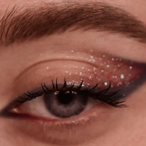 Acotar Makeup, Feyre Night Court, Feyre Archeron, Sara J Maas, Court Of Mist And Fury, Acotar Series, Court Of Thorns And Roses, Night Court, A Court Of Mist And Fury