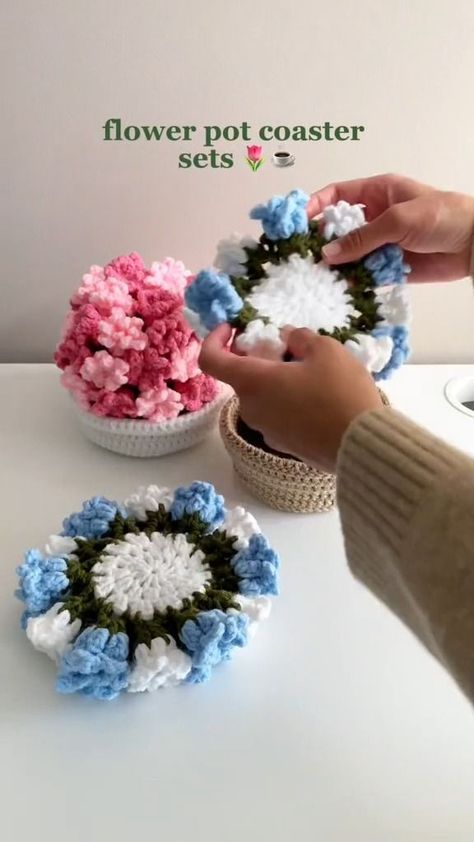 Crochet Cup Coaster, Gift Tutorial, Coaster Projects, Cutest Crochet, Flower Coasters, Crochet Bouquet, Flower Cup, Pattern Steps, Cup Coaster