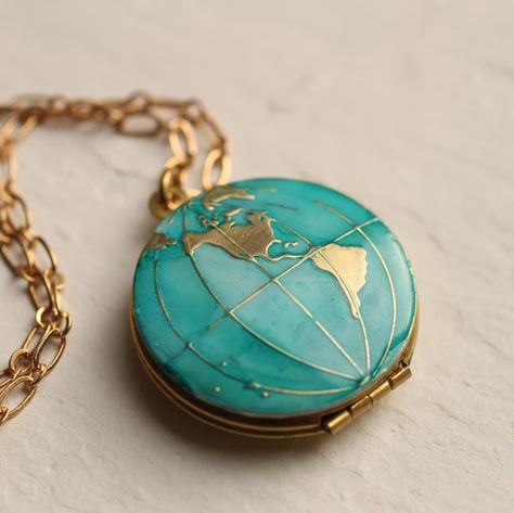 This Lockets item by SilkPurseSowsEar has 1014 favorites from Etsy shoppers. Ships from United Kingdom. Listed on 26 May, 2023 Necklace Planet, Globe Necklace, قلادات متدلية, Locket Gold, Prințese Disney, Silk Purse, Map Necklace, Fantasy Jewelry, Dream Jewelry