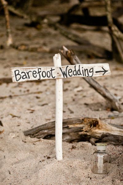 Beach Wedding Signs, Costa Rica Wedding, Love Birds Wedding, Boho Beach Wedding, Hippie Wedding, Outside Wedding, Wedding Goals, Boho Beach, A Sign