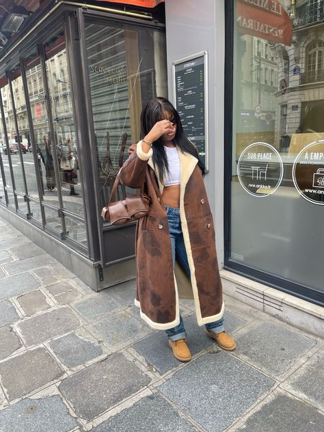 Winter outfit, streetwear outfit, Timberland outfit Timberlands Outfits Women, How To Style Timberland Boots Woman, Outfits To Wear With Timberlands, Outfits With Timberland Boots Women, Timberland Boots Women Outfit, Timberlands Outfit, Timberland Outfits Women, Timbs Outfits, Timberland Outfit