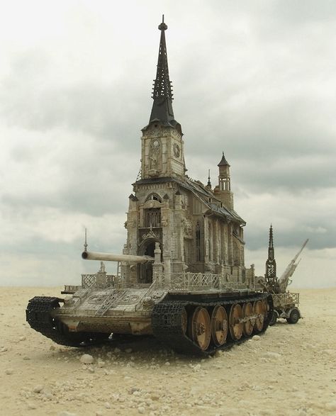 Churchtanks - Kris Kuksi Kris Kuksi, Wojskowy Humor, Modern Church, Christian Memes, Church Design, Dieselpunk, Crusades, Amazing Stories, Military Vehicles