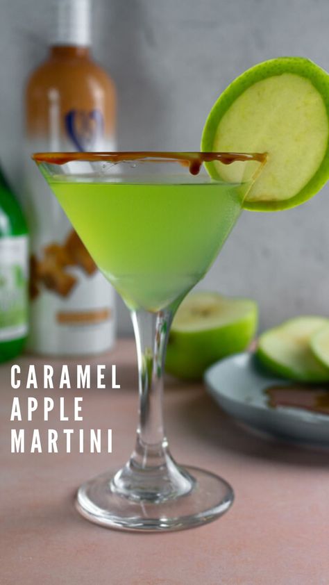 Green Apple And Caramel Vodka, 99 Apples Cocktails, Candy Apple Martini, Caramel Apple Sucker Drink, Smirnoff Green Apple Vodka Drinks, Green Apple Liquor Drinks, Caramel Apple Sucker Cocktail, Caramel Apple Cocktail Recipes, Toffee Apple Cocktail