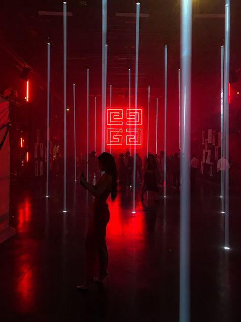 Club Lighting, Nightclub Design, Bloc Party, Red Lights, Clubbing Aesthetic, Bar Interior, Red Rooms, Fashion Marketing, Club Design