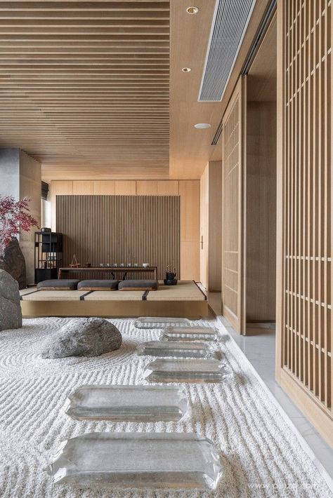 Modern Japanese Interior, Japan Interior, Zen Interiors, Japanese Home Design, Zen House, Japanese Style House, Japanese Interiors, Japanese Room, Spa Interior