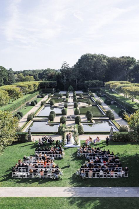 A Muted Sunset Wedding at Oheka Castle: Pastels, Vibrant Florals, and Intentional Details Castle Wedding Color Palette, Atalaya Castle Wedding, Kilkea Castle Wedding, Oheka Castle Wedding, Achnagairn Castle Wedding, Neidpath Castle Wedding, Oheka Castle, Vibrant Florals, Dream Destination Wedding