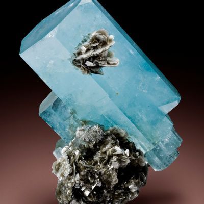 Minerals Crystals Rocks, Fine Minerals, Pretty Rocks, Aquamarine Crystal, Beautiful Rocks, Mineral Stone, Minerals And Gemstones, Rocks And Gems, Gems And Minerals