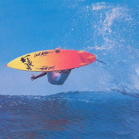 @oldschool80ssurfmags on Instagram: "Happy Friday people!! It's Friday quiz time, and a fun one today. You can assume this fella is sponsored by at least one company, but not much else to work with....so who da guy?? Photo: Dave Bjorn #surfing #surfboard #surfer #surf #80s #80ssurf #80sstyle #80sfashion #80smovies #80smusic #friday #quiz #80sparty #gosurf #whodat" Retro Surf Photography, 80s Surf Aesthetic, 90s Surfer Aesthetic, Pipeline Surf, Retro Editorial, Summer 80s, 90s Surf, Surfer Aesthetic, Guy Photo