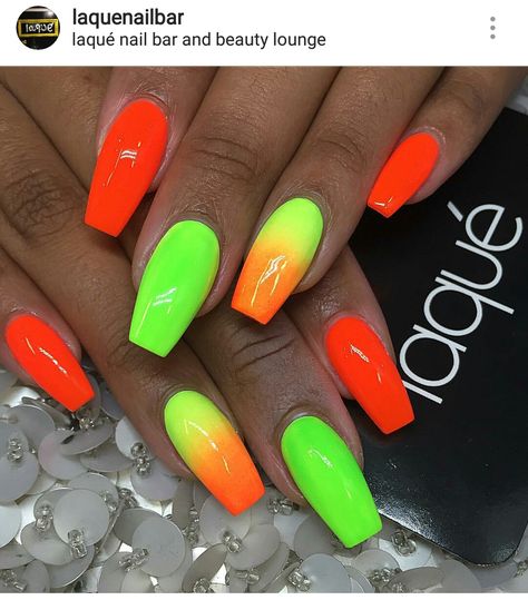 Like the green but change the orange to hot pink Nail Art Fluo Summer, Bright Nails Neon, Neon Nail Art Designs, Summer Nails Neon, Bright Summer Acrylic Nails, Neon Nail Art, Neon Summer, Summer Nail Art, Bright Nails