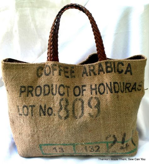 Coffee Bag Crafts, Coffee Bean Logo, Coffee Bean Candle, Coffee Bean Sacks, Coffee Bean Art, Tas Denim, Burlap Coffee Bags, Chocolate Covered Coffee Beans, Coffee Bean Bags