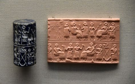 Cylinder Seal of Queen Puabi (Illustration) - Ancient History Encyclopedia Queen Puabi, Sumerian Art, Cradle Of Civilization, Cylinder Seal, Ancient Mesopotamia, Family Units, University Of Minnesota, Historical Art, Mesopotamia