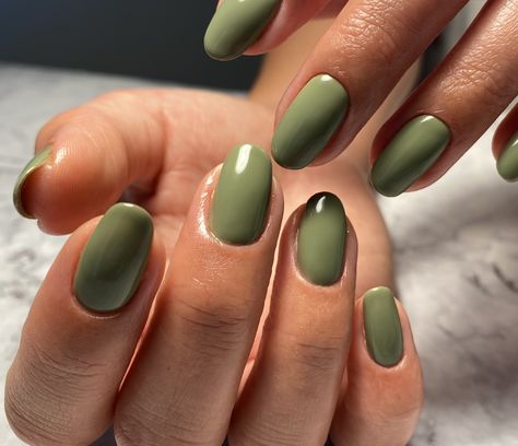 Jel Nails, Olive Nails, Emerald Nails, Colors Nails, Nagellack Trends, Green Nail Designs, Green Nail Polish, Green Nail, Her Nails