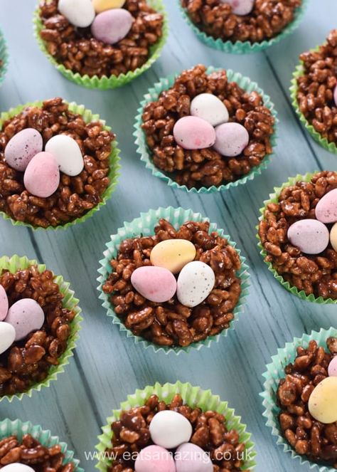 Easy Rice Crispy Nest Cakes Recipe - fun Easter treat for kids Chocolate Crispy Cakes, Crispy Cakes, Easter Cupcakes Easy, Fun Easter Treats, Easter Fun Food, Easter Cooking, Recipe Sheet, Easter Cake Recipes, Easy Easter Treats