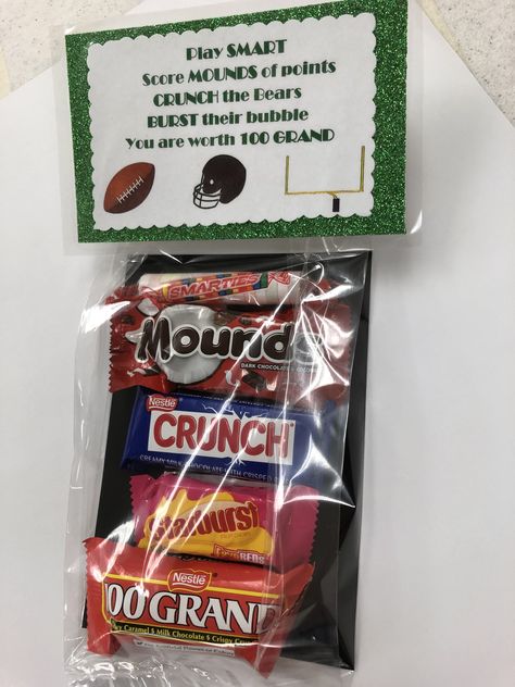 Football Play Off Gifts, Football Encouragement Treats, Football Spirit Night Ideas, Football Birthday Party Treat Bags, 8th Grade Football Recognition Night, Football Buddies Gifts, Treat Bags For Football Players, Gameday Treats For Football Players, Football Bags Goodie