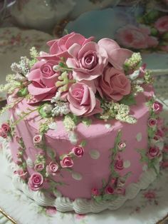 Gorgeous Rose Cake Design. Rose Cake Design, Shabby Chic Cakes, Cake With Flowers, Fake Cake, Special Occasion Cakes, Rose Cake, Gorgeous Cakes, Pink Cake, Love Cake