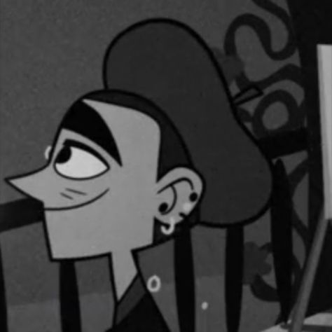 Matching profile pictures of Cleopatra and Frida Kahlo from Clone High Frida And Cleo Matching Pfp, Matching Clone High Pfp, Cleo Clone High Icon, Clone High Matching Pfp, Clone High Matching Icons, Clone High Cleo X Frida, Frida And Cleo, Clone High Icons, Frida Clone High