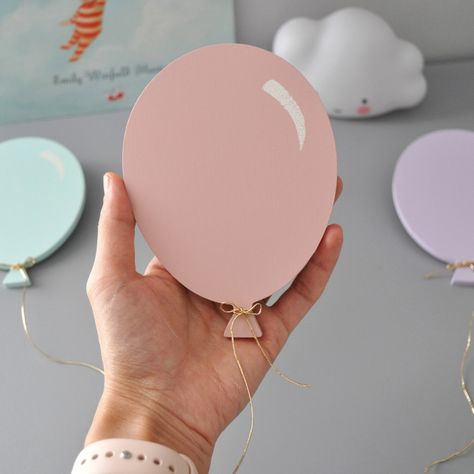 Cricut Baby Shower Decorations, Pink Balloon Wall, Balloon Wall Decor, Cricut Baby Shower, Diy Kids Room Decor, Balloon Nursery, Kids Bedroom Wall Art, Flying Balloon, Nursery Wall Hanging