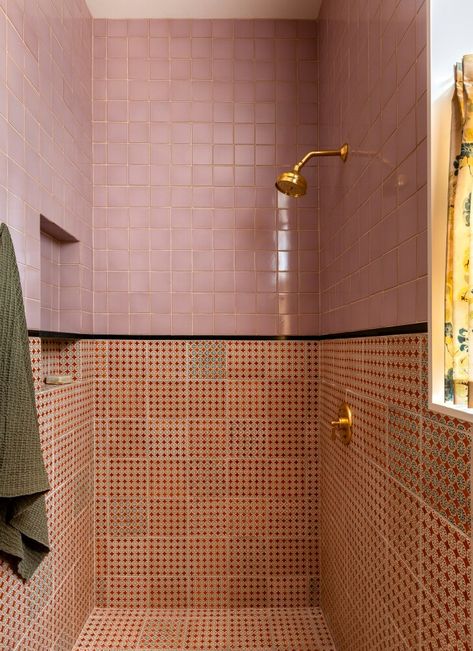 Heidi Caillier, College Bathroom, Tiled Bathroom, 카페 인테리어 디자인, Pink Bathroom, The Shower, House Inspo, Shower Head, Shower Tile