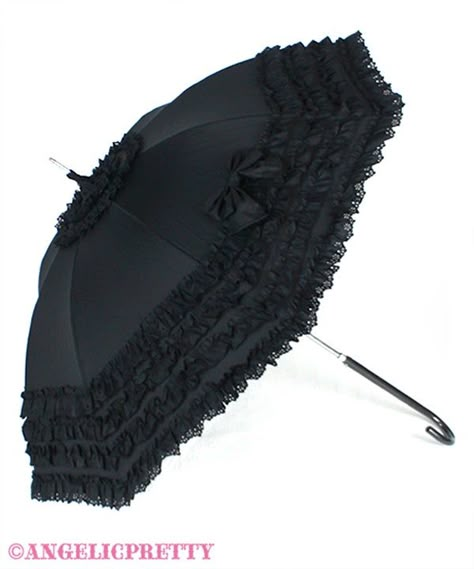 Gothic Umbrella, Belle Epoque Fashion, Lace Umbrella, Dark Wedding, Gothic Accessories, Big Clothes, Style Savvy, Black Accessories, Iconic Bags