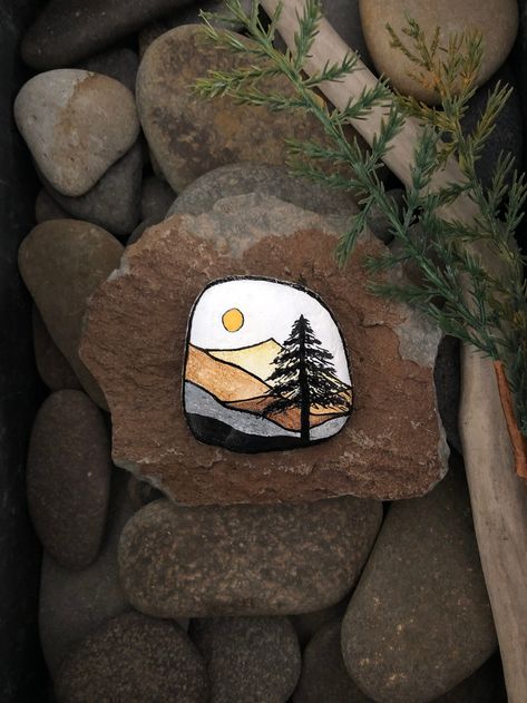 Mountain Rock Painting Ideas, River Rock Painting, Boho Rocks, Fall Rocks, Rock Sayings, Nature Inspired Home, Fall Rock, Boho Rock, Diy Rock Art