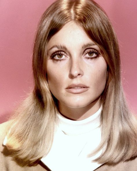 Tate Makeup, Sharon Tate Makeup, Jill Scott, Lady Gaga Pictures, Retro Makeup, Sharon Tate, Leonard Cohen, Valley Of The Dolls, Beauty Icons