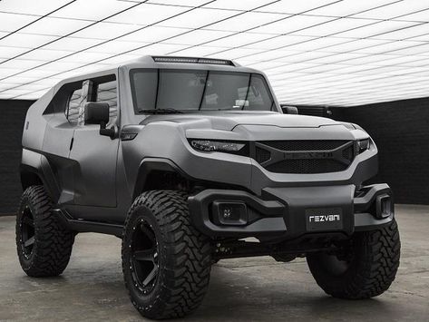 Sierra Truck, Toyota Suv, Luxury Car Brands, Gmc Truck, Big Car, Super Luxury Cars, Top Cars, Gmc Trucks, Vehicle Design