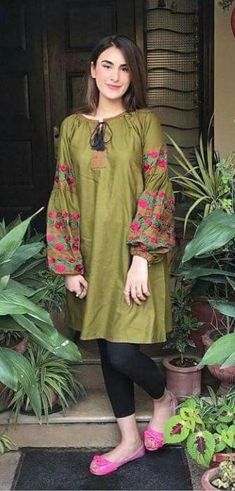 modern shirt, latest design Shirt Kurti Style, Kurti Sleeves Design, Simple Kurta Designs, Pakistani Fashion Casual, Gaun Fashion, Stylish Short Dresses, Pakistani Dresses Casual, Pakistani Fashion Party Wear, Salwar Kamiz