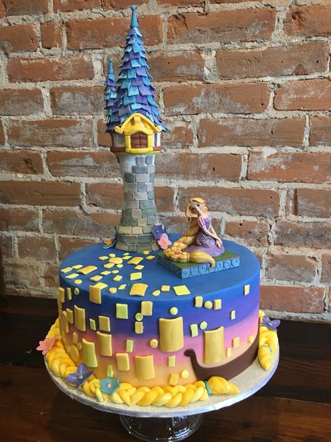 Tangled Birthday Cake, Tangled Cake, Tangled Lanterns, Rapunzel Cake, Rapunzel Tower, Tangled Disney, Tangled Birthday, 18th Birthday Cake, Cake Fondant