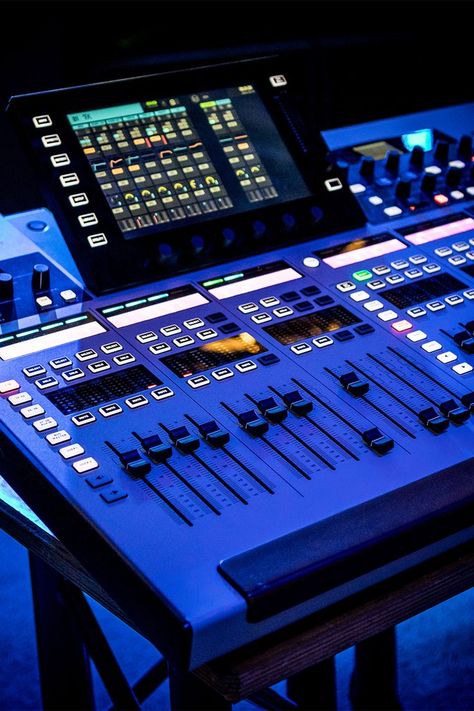 Behringer WING Sound Mixing Studio, Digital Mixer Audio Consoles, Music Production Wallpaper, Mixer Sound System, Trap Music Wallpaper, Iphone Background Art, Sound Mixer, Audio Mixing, Music Mixer