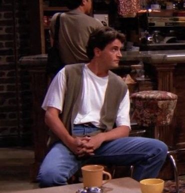 90 Mens Fashion The 90s, 90s Sitcom Fashion Men, Friends Men Outfits, Masc 80s Outfits, 90s Masc Outfits, 80s Dad Outfit, Dad Aesthetic Fashion, 90s Mens Outfits, 1990s Mens Fashion