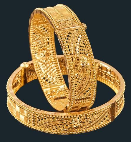 Designer Gold Bangles in Kolkata, West Bengal, India - M. P. Jewellers Private Limited Patla Design, Wind Outfit, Gold Kangan, Gold Bangles Indian, Ladies Bangles, Perhiasan India, New Gold Jewellery Designs, Gold Bangle Set, Gold Bridal Jewellery Sets