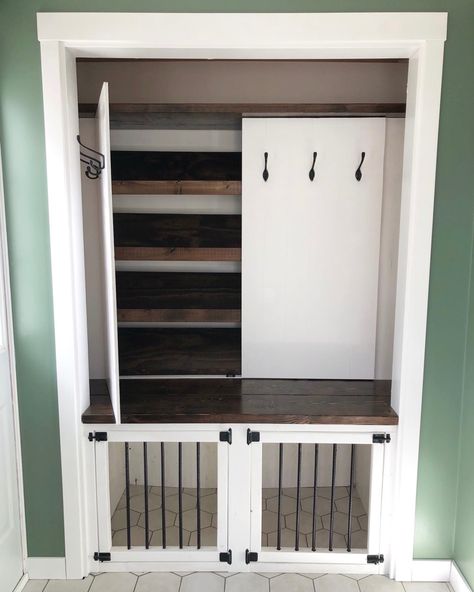 Closet Bench, Mudroom Lockers, Shoe Rack Bench, Closet Remodel, Room Update, Hall Tree, Closet Space, Dog Kennel, Closet Design