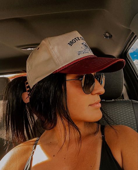 Punchy Black Hair, Western Instagram Aesthetic, Black Hair Cowgirl Aesthetic, Western Selfie Ideas, Western Cosmetology, Black Hair Country Girl, Western Black Hair, Black Hair Cowgirl, Cute Western Hairstyles