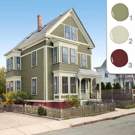 Picking the Perfect Exterior Paint Colors - This Old House Green Exterior House Colors, Exterior Color Combinations, Exterior Paint Schemes, Cambridge House, Outside Paint, Exterior House Colors Combinations, Color Combinations Paint, Exterior House Color, Craftsman Exterior