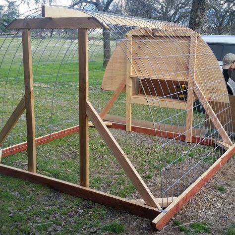 Hoop Coop, Cheap Chicken Coops, Hoop House, Cattle Panels, Portable Chicken Coop, Chicken Pen, Chicken Tractors, Diy Chicken Coop Plans, Chicken Tractor