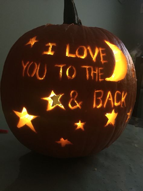 Romantic Pumpkin carving ideas Pumpkin Carving Love, Creative Pumpkin Carving Easy, Pumpkin Carving Ideas For Couples, Pumpkin Carving Ideas Couples, Couples Pumpkin Carving Ideas, Couple Pumpkin Carving, Halloween Diy Ideas, Halloween Carvings, Moon Pumpkin