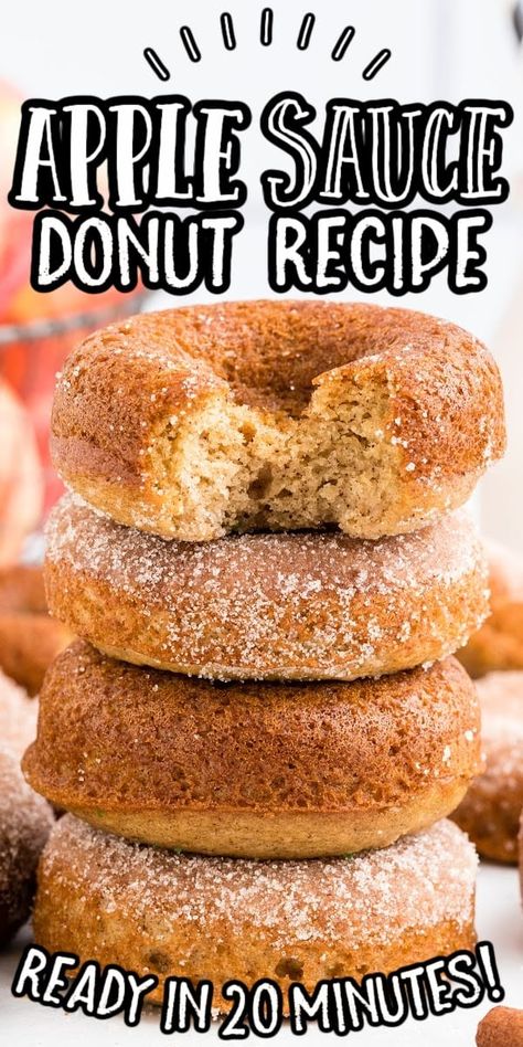 Baked Applesauce, Cinnamon Applesauce, Doughnut Recipe Easy, Easy Donut Recipe, Easy Donuts, Homemade Donuts Recipe, Baked Doughnuts, Apple Donuts, Baked Donut Recipes