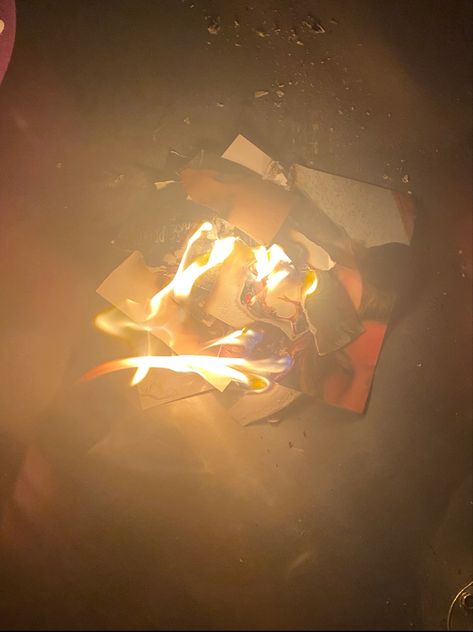 #aesthetic #fire #burning #night Burn Aesthetic, Burning Pictures, Aesthetic Fire, Emma Woods, Fire Burning, Old Clothes, Beck, Aesthetic Clothes, Alexander