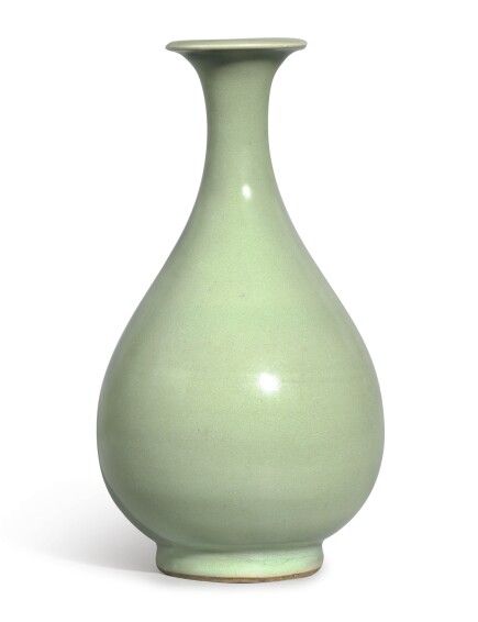 Longquan Celadon, Yuan Dynasty, Still Life Pictures, Object Drawing, Chinese Pottery, Sea Inspired, Green Vase, Chinese Ceramics, Still Life Art