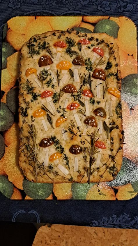 Foccacia Bread Art Mushroom, Mushroom Focaccia Bread, Spring Focaccia Bread, Toadstool Focaccia, Garden Foccacia Bread, Mushroom Focaccia, Decorated Focaccia Bread, Cottagecore Dinner, Foccacia Bread Art