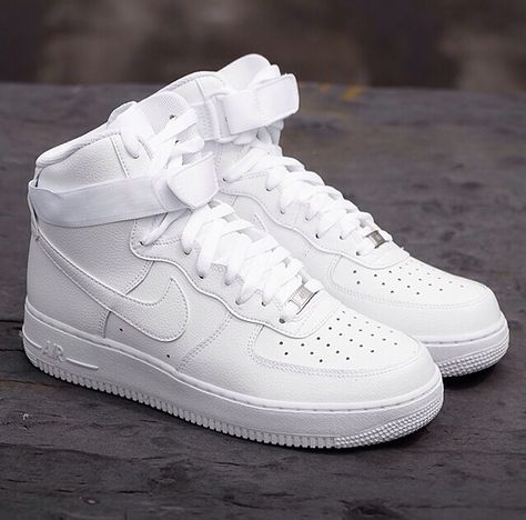 Cocain white Nike Air Force High, Air Force High, Обувь Air Jordan, Boty Nike, Skor Sneakers, Sneaker Trend, Sneaker Outfits, Married Women, Nike Shoes Air Force