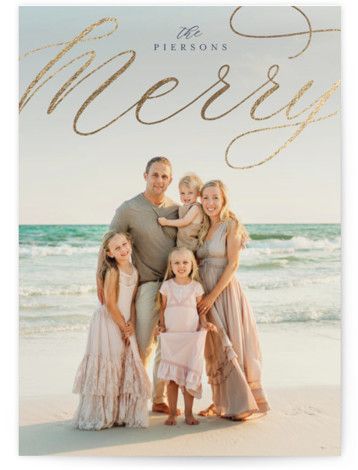 Beach Christmas Card Photo, Beach Christmas Pictures, Christmas Beach Photos, Family Beach Pictures Outfits, Beach Christmas Card, Christmas Photos Outfits, Holiday Card Pictures, Beach Picture Outfits, Christmas Pictures Outfits