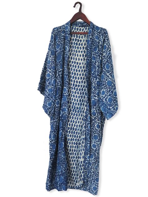 Indigo kimono~Image via Malaika Cotton Luxury Kimono, Linen Slip Dress, Linen Kimono, Glad Rags, Spring Jacket, Funky Outfits, Style Savvy, Cold Weather Outfits, Dress Gown