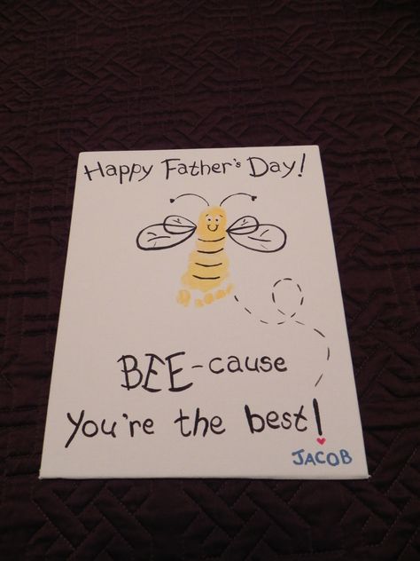 Jacob's foot print. Happy Father's Day! BEE-cause you're the best! Father's Day Preschool Gift Ideas, Fathers Day Foot Prints, Father Day Footprint Ideas, Papa Fathers Day Crafts, Foot Print Art For Father’s Day, Father’s Day Footprint Art, Gifts Bags Ideas, Fathers Day Gifts Ideas Preschool, Fathers Day Gifts Ideas Diy