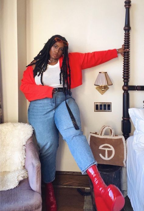 Red Platform Boots Outfit, Wolfe Boots Outfit, Naked Wolfe Boots Outfit, Red Tank Top Outfit, Telfar Ugg, Red Outfit Aesthetic, Wolfe Boots, Outfits Mom Jeans