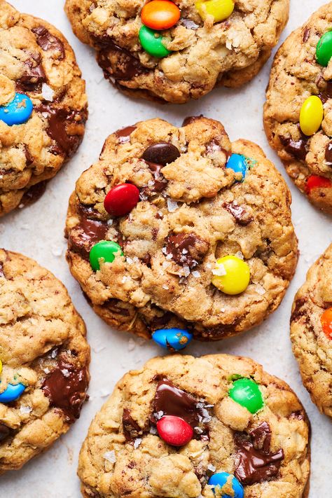 Oats Chocolate, Brown Butter Cookies, Baker By Nature, Oatmeal Cookie Recipes, Chocolate Chunk, Chocolate Chunk Cookies, Oatmeal Chocolate Chip Cookies, Butter Chocolate, Chocolate Chip Oatmeal