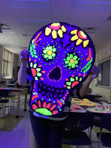 Adapted Art, Art History Lessons, Fluorescent Paint, Black Lights, Middle School Art Projects, 2nd Grade Art, Fall Art Projects, Halloween Arts And Crafts, Tempera Paint