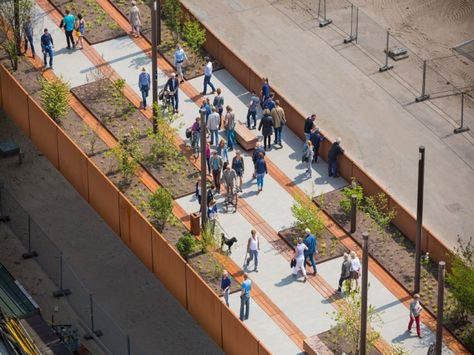 After the success of the Highline in New York, green bridges have increased in popularity. Take the recently inaugurated Paleisbrug in the Netherlands – an elevated park, bicycle path and pedestrian bridge that connects the historic centre of ’s-Hertogenbosch and Paleiswartier, a newly-developed urban district. Dutch architects Benthem Crouwel completed the robust bridge, overlooking the Gement, a grassland with remnants of the Eighty Years’ War.  An irregular pattern of flower beds has been... Urban Park, Pedestrian Bridge, Bridge Design, Design Exterior, Urban Spaces, Urban Area, Built Environment, Architecture Plan, Urban Planning